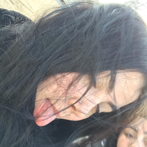 Meet your Posher, Emily - Picture 1 of 1